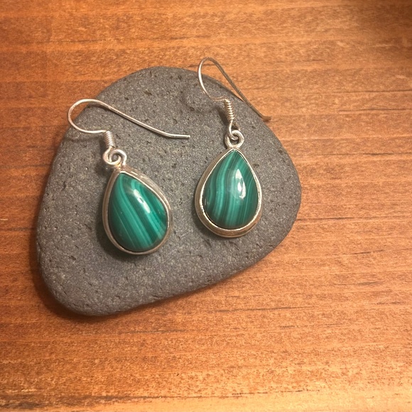 Silver dangle earrings - Picture 1 of 2